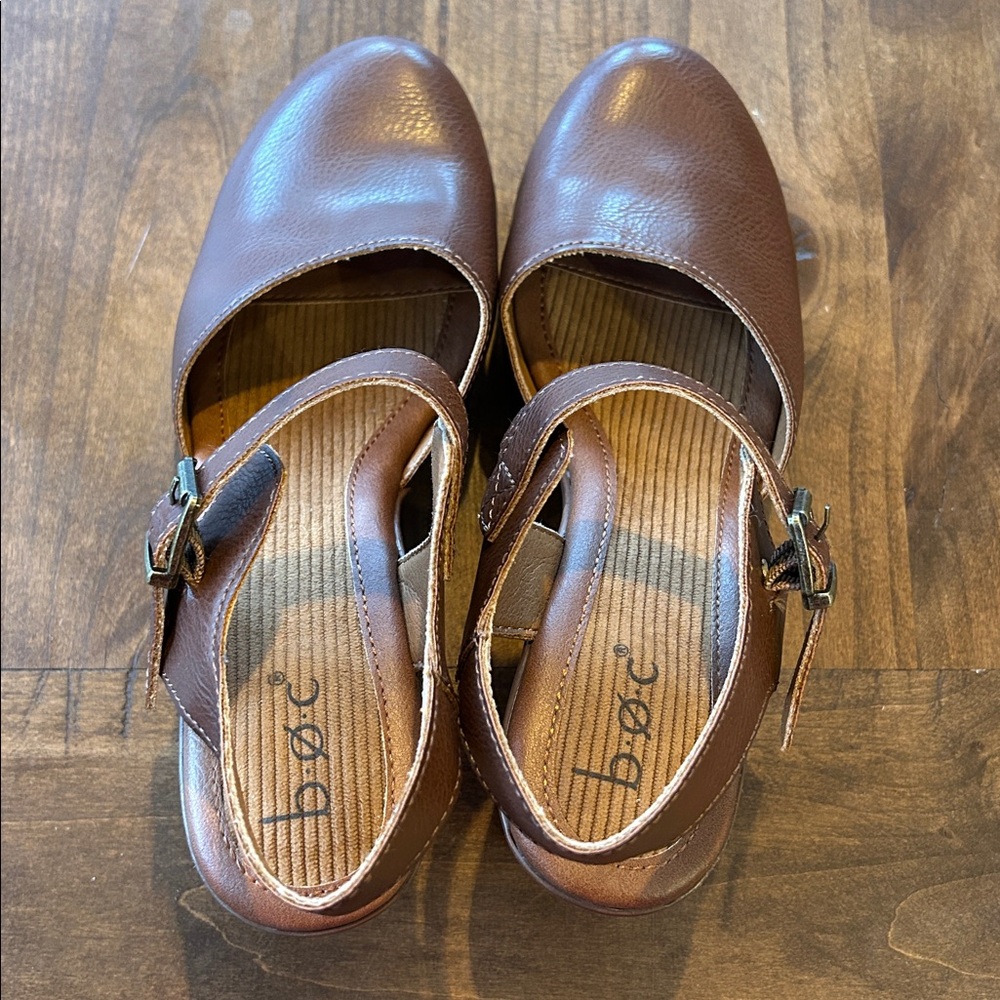 b.o.c Women’s Natasha Mary Jane Platform Clog | Brown | Size 8 - Picture 7 of 8
